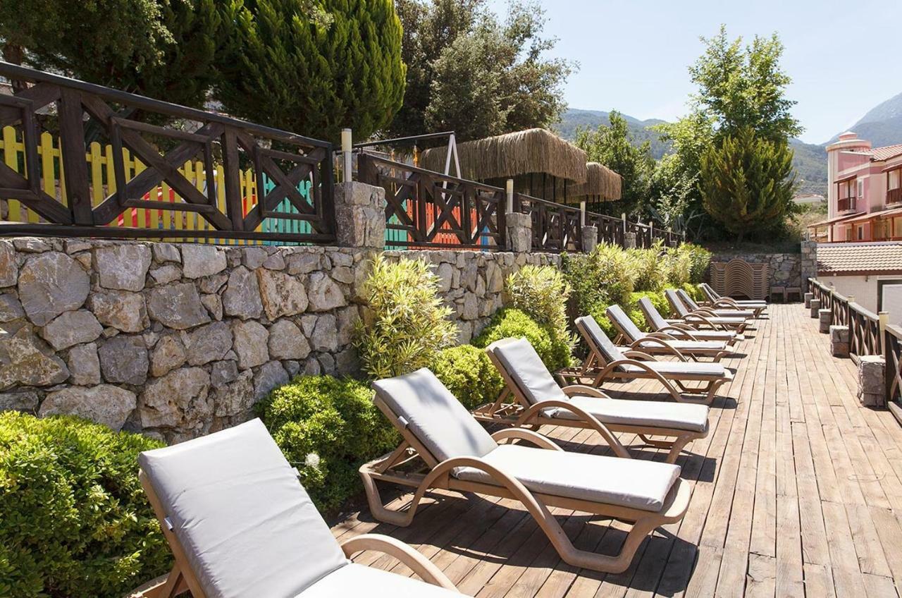 Konfor Suite Otel Cedit Exterior photo