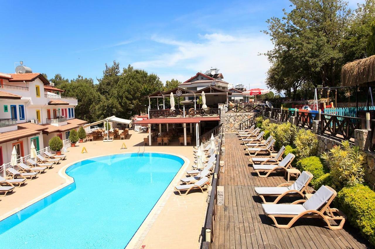 Konfor Suite Otel Cedit Exterior photo